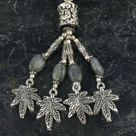 Labradorite & Quartz Cannabis Hemp Leaf Necklace - Picture 6 of 12